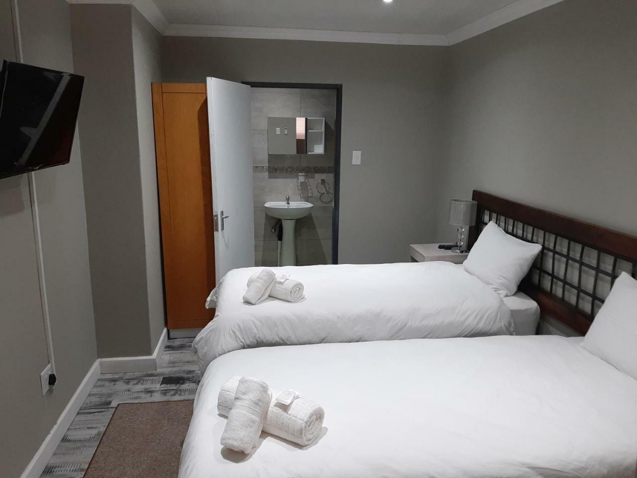 Lux Rooms On 37 Блумфонтейн Экстерьер фото